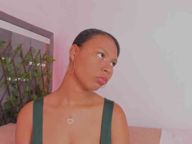 tatianasquirthot webcam