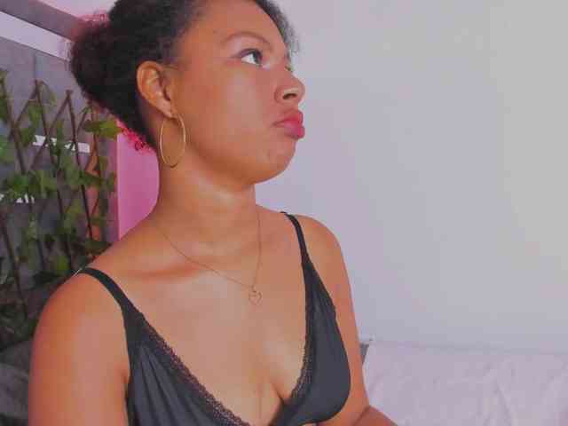 tatianasquirthot webcam