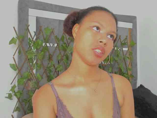 tatianasquirthot webcam