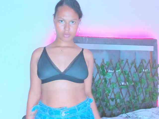 tatianasquirthot webcam