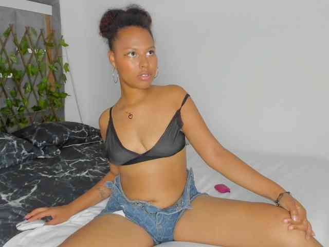 tatianasquirthot webcam