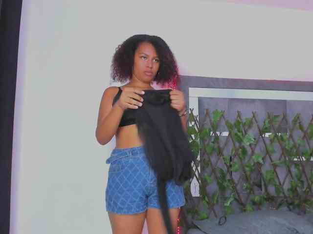 tatianasquirthot webcam