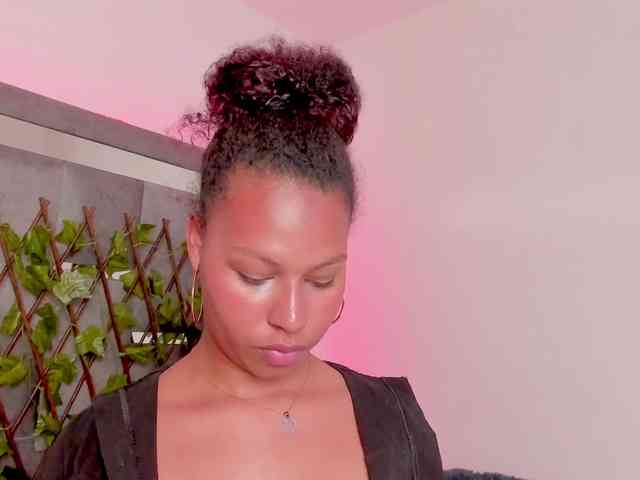 tatianasquirthot webcam