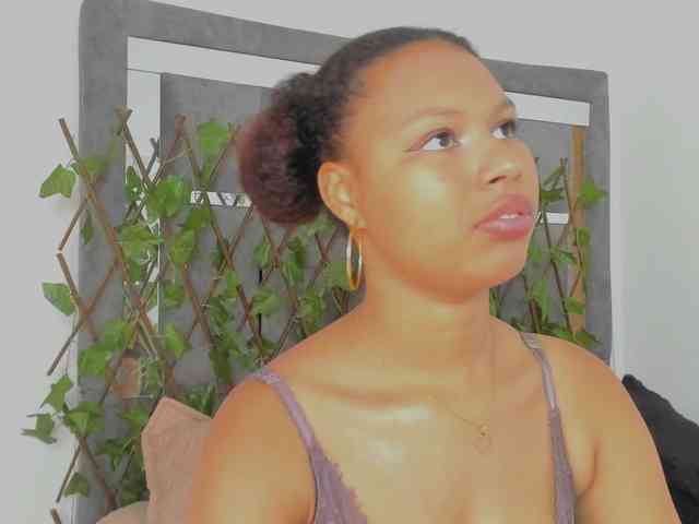 tatianasquirthot webcam