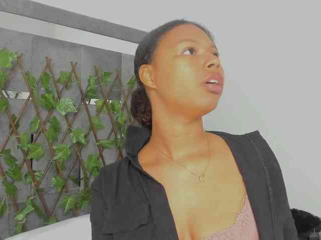 tatianasquirthot webcam