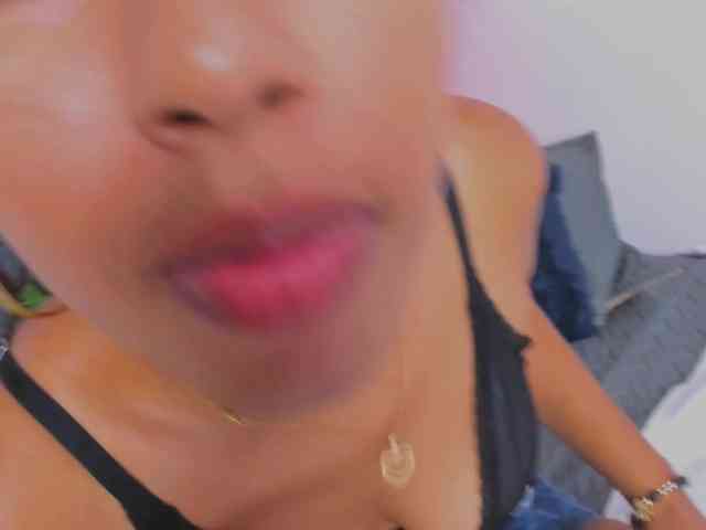 tatianasquirthot webcam