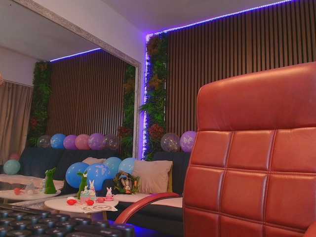 SelenaNextOn's BongaCams show and profile