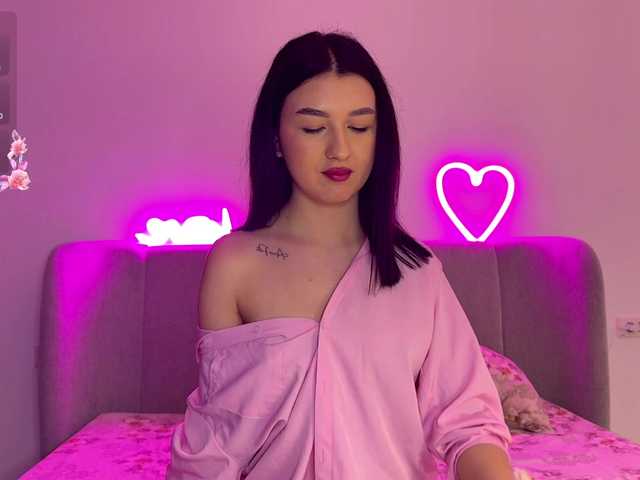 AngelNoire's BongaCams show and profile