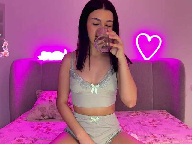 AngelNoire's BongaCams show and profile