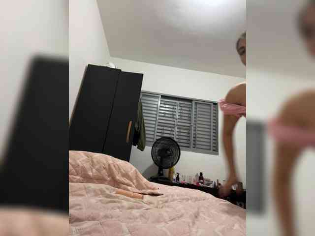 SidneyRoux webcam