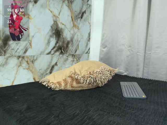 aisha-brunette aisha-brunette