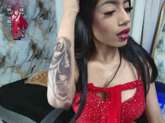 aisha-brunette webcam