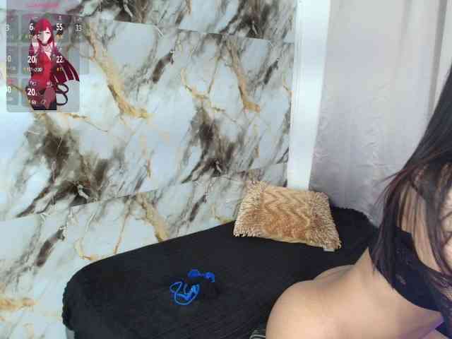 aisha-brunette aisha-brunette