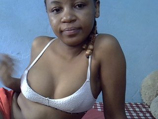 GoldenGoddess1's Live Webcam