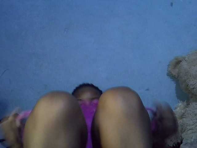 GoldenGoddess1's BongaCams show and profile