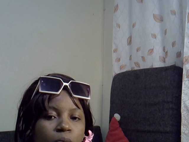 GoldenGoddess1 from BongaCams is Freechat