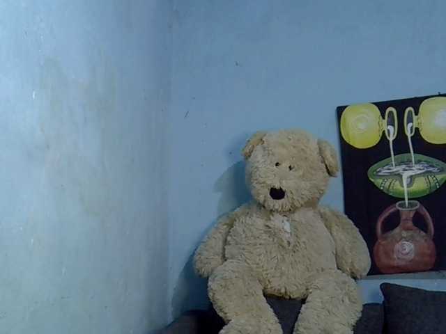 GoldenGoddess1's BongaCams show and profile