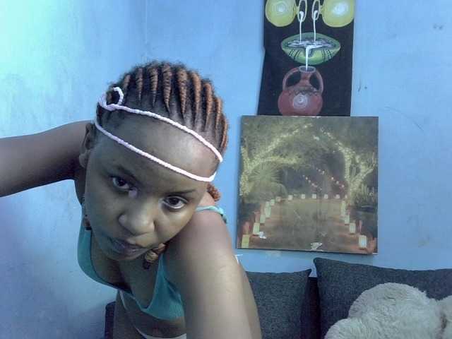 GoldenGoddess1's BongaCams show and profile