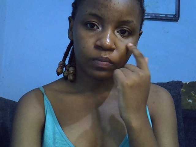 GoldenGoddess1's BongaCams show and profile