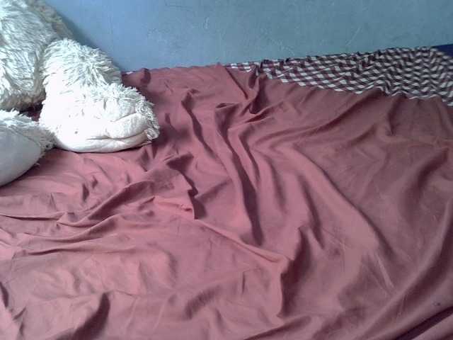 GoldenGoddess1's BongaCams show and profile