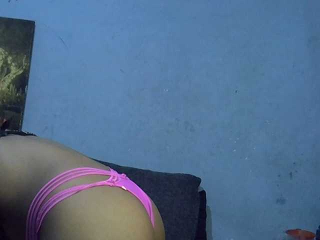 GoldenGoddess1's BongaCams show and profile