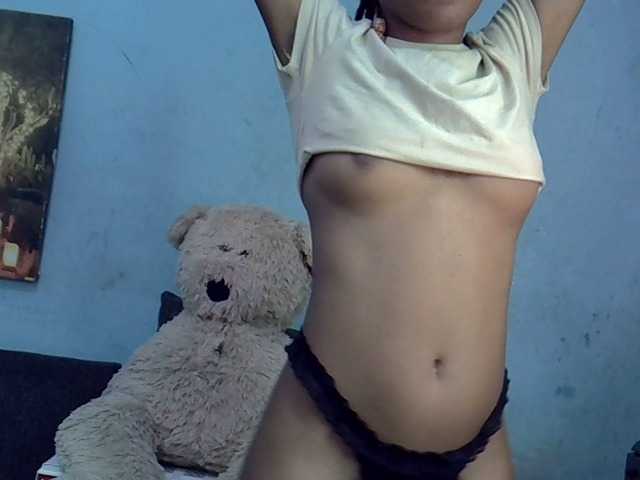 GoldenGoddess1's BongaCams show and profile