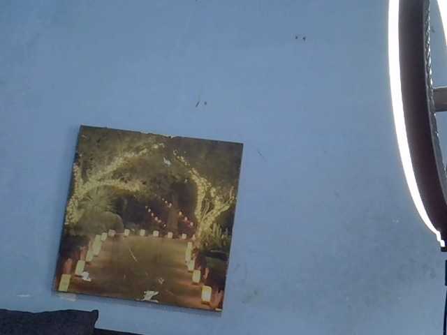 GoldenGoddess1's BongaCams show and profile