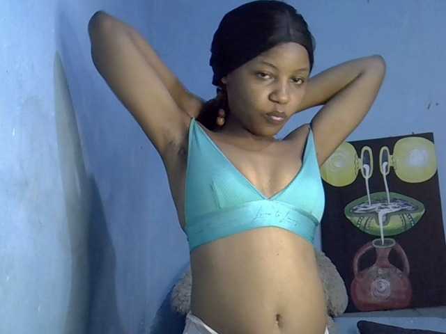 GoldenGoddess1's BongaCams show and profile