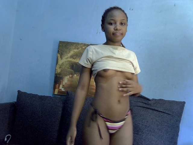 GoldenGoddess1's BongaCams show and profile