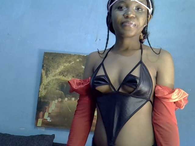 GoldenGoddess1's BongaCams show and profile