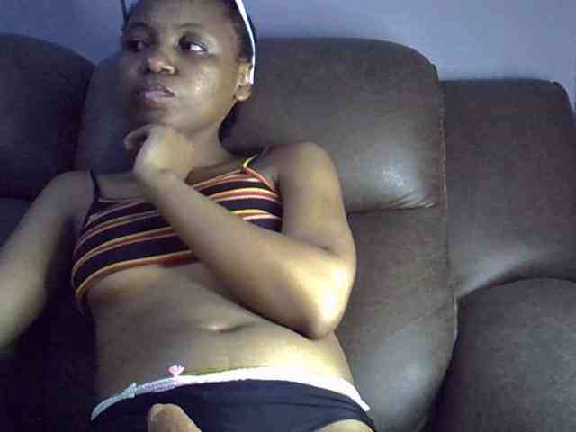 GoldenGoddess1 GoldenGoddess1