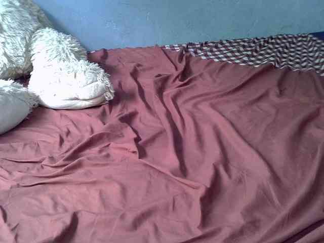 GoldenGoddess1 webcam