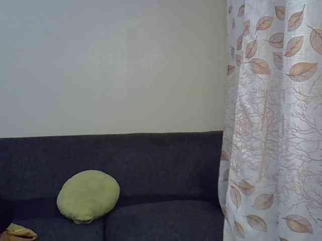 GoldenGoddess1 webcam