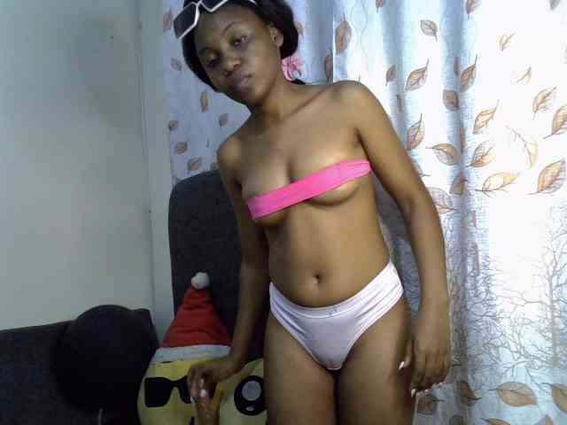 GoldenGoddess1 GoldenGoddess1