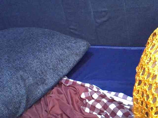 GoldenGoddess1 webcam