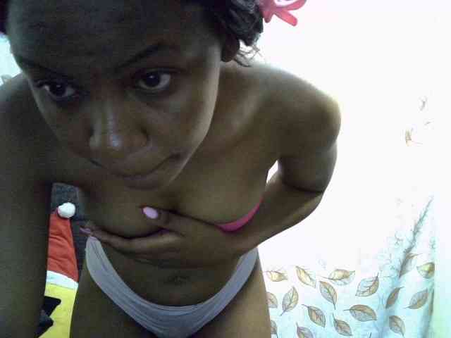 GoldenGoddess1 GoldenGoddess1