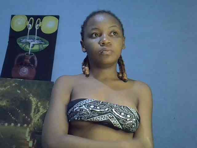 GoldenGoddess1 webcam