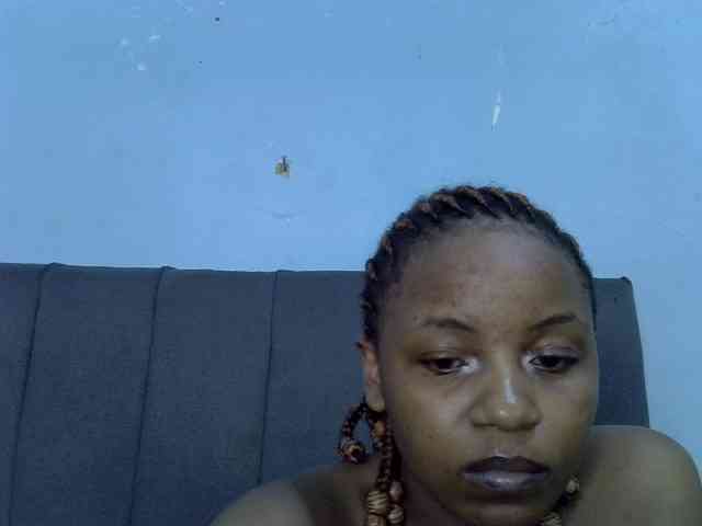 GoldenGoddess1 webcam