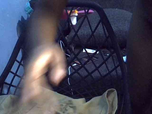 GoldenGoddess1 webcam