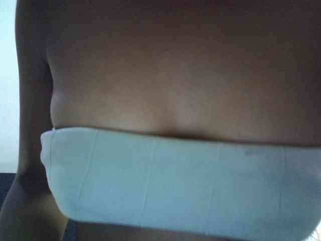 GoldenGoddess1 webcam