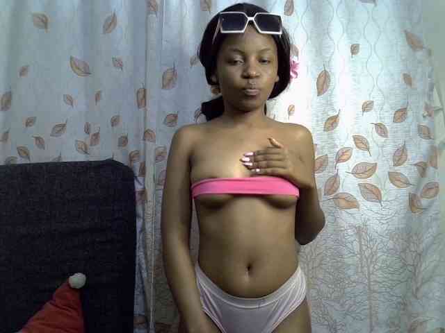 GoldenGoddess1 GoldenGoddess1