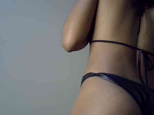 GoldenGoddess1 webcam