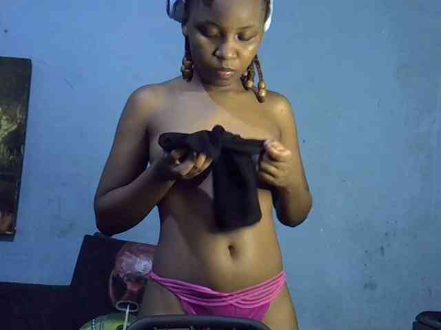 GoldenGoddess1 webcam