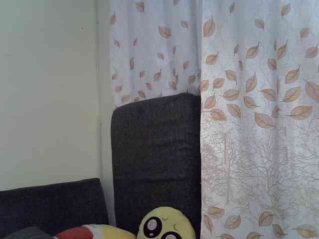 GoldenGoddess1 webcam