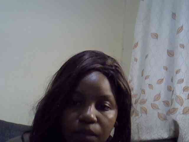 GoldenGoddess1 webcam