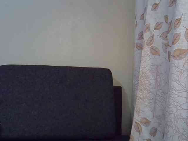 GoldenGoddess1 webcam