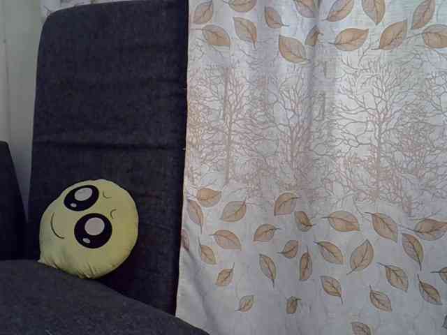 GoldenGoddess1 webcam