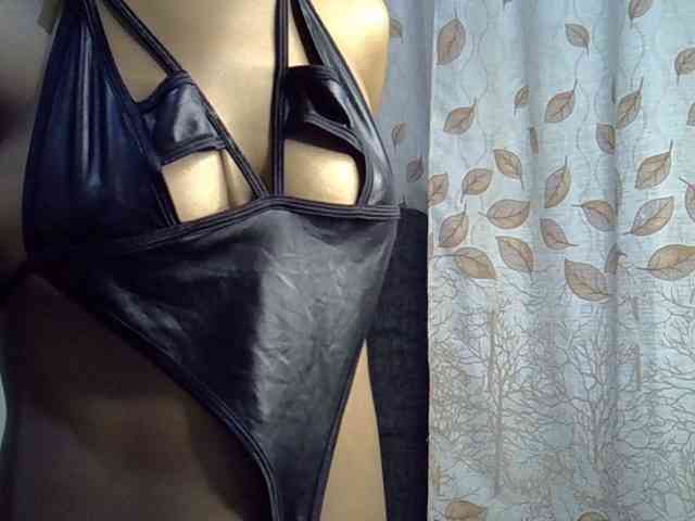 GoldenGoddess1 webcam