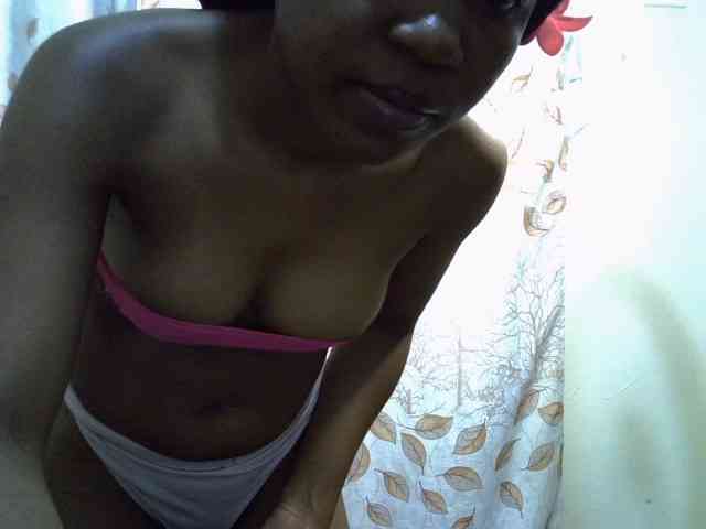 GoldenGoddess1 GoldenGoddess1