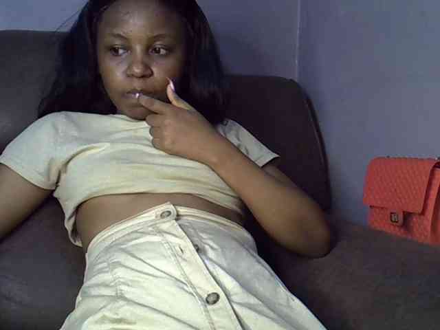 GoldenGoddess1 GoldenGoddess1